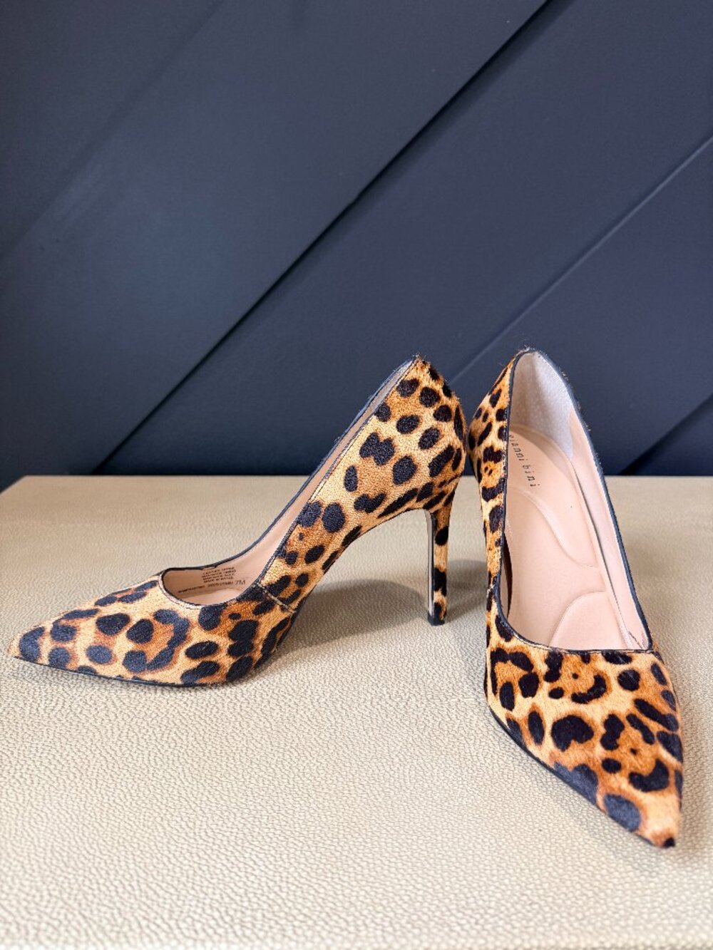 Gianni Bini Leopard Print Fur heels Size 7